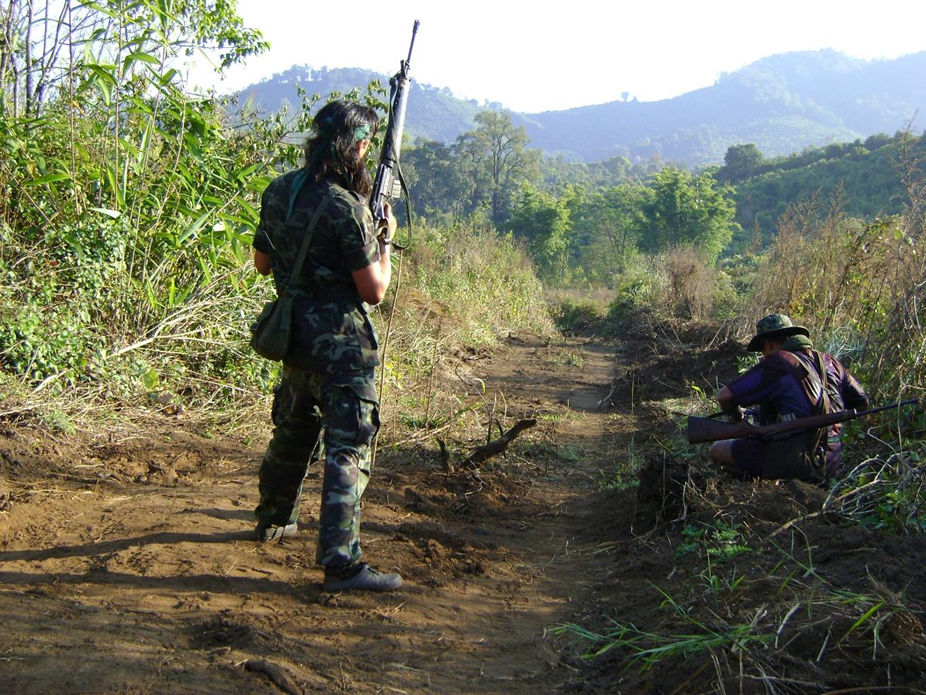 ဒပ်အလဵုအသဳဗၟာကဵု  KNU တံ ဒှ်ပေဲါဗ္တိုက် (၂) ဝါ