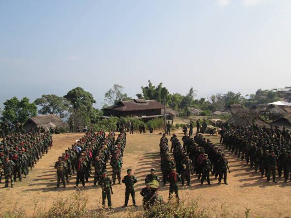 သဳကၠဳကၠုၚ်မံၚ် ကိစ္စထ္ပက်စၟတ်တဲ NCA ကီုရလေဝ် ဆက်ဒှ်မံၚ် ပေါဲဗ္တိုက်ဖိုဟ်