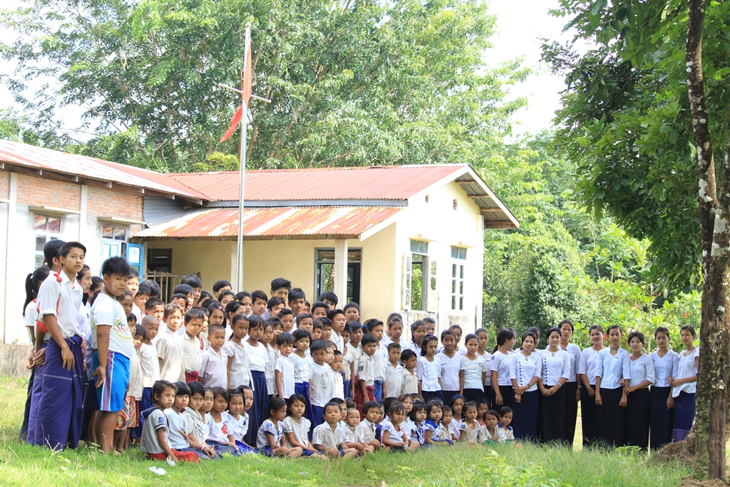 အ္စာဘာကောန်ဂကူမန် ဒေသပွိုၚ်ဍုၚ်ကျာ်မြဟ်တအ် ဂွံမံၚ်သြန်ထံက်ပၚ် မွဲဂိတု ၂ လက်ဒကေဝ်ဖိုဟ်