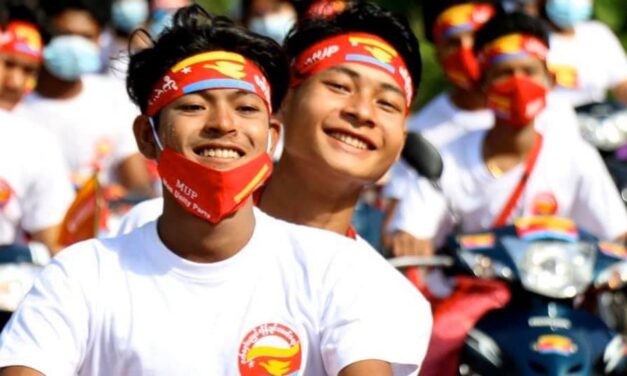 ယဝ်ဒးလုပ်ပြိုင်ပေါဲရုဲမာဲမ္ဂး ညးစၞးအလံင်အမာတ် ဗော်ညဳသၟဟ်မန် ဂၠာဲဝါတ်မာန်