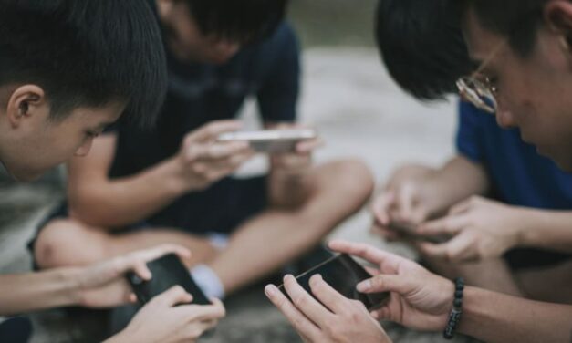 သၟတ်လ္ၚဵု ဝေၚ်ဂေမ် Game ၜက်သၞောတ်တုဲ က္ဍဟ်လီုဒှ်ကၠုၚ်နွံဂး