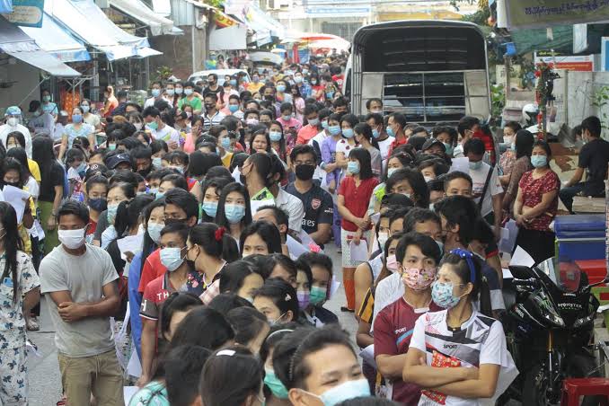 ညးအဝဲကၠောန်ကမၠောန်တအ် တိတ်ကၠောန်စဍုၚ်မ္ၚးဂၠိုၚ်တုဲ စိုပ်အခိၚ်ဗတမ်မ ဂၠာဲကောန်ကမၠောန်ဝါတ်