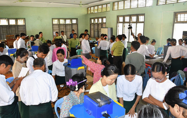 ကမ္မယှေန်ပၞာန်ဗၟာတအ် သွက်ဂွံကၠောန်အာပေါဲရုဲမာဲ မွဲဒေသတုဲမွဲဒေသ အဆံၚ်ဆံၚ်နွံရောၚ်