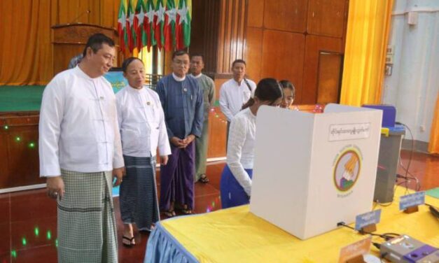 အလုံတွဵုရးဍုၚ်မန် (၁၀) ပွိုၚ်ဍုၚ်ဂှ် ကၠောန်အာပေါဲရုဲမာဲရောၚ် ကမ္မယှေန်ပၞာန်တအ် ဟီုကီုလေဝ် ပွိုၚ်ဍုၚ်လ္ၚဵု ဒှ်ဟွံလောဲ
