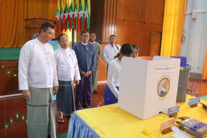 အလုံတွဵုရးဍုၚ်မန် (၁၀) ပွိုၚ်ဍုၚ်ဂှ် ကၠောန်အာပေါဲရုဲမာဲရောၚ် ကမ္မယှေန်ပၞာန်တအ် ဟီုကီုလေဝ် ပွိုၚ်ဍုၚ်လ္ၚဵု ဒှ်ဟွံလောဲ