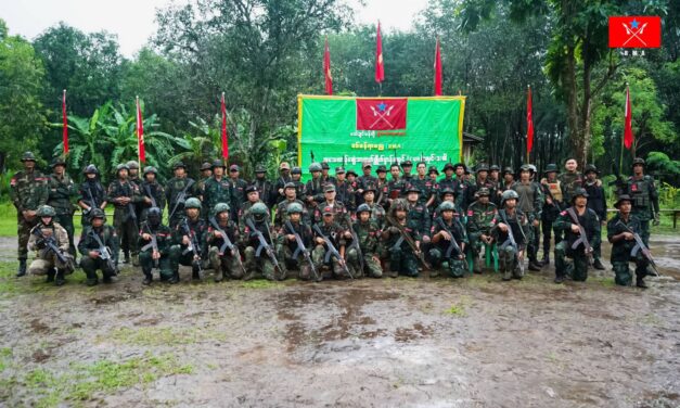 NMSP-AD/RMA ကၠောန်ဗဒှ်အသေအဟာန်ဖျေံဘာ ဘာကွတ်ပၞာန်တၟေၚ် (CQB) လၟေၚ် (၁)