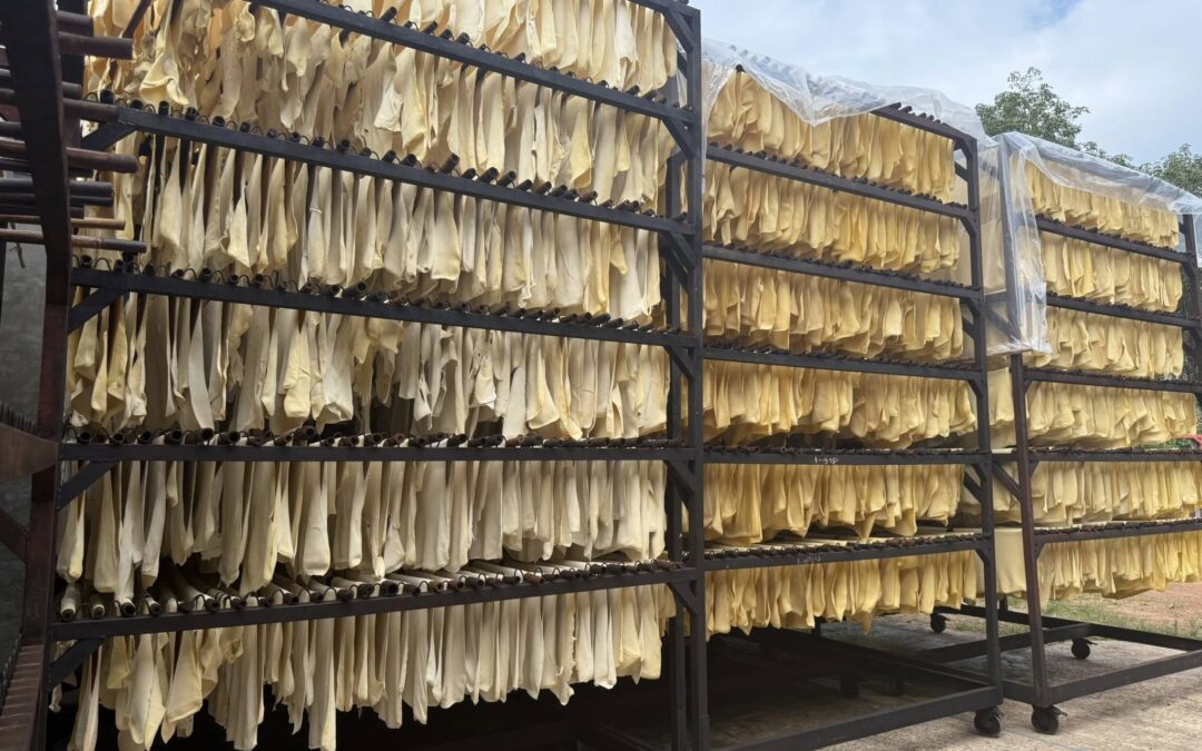 အခိၚ်ထ္ၜိုတ်တိတ်ဏံ ညးဍုၚ်မန်တအ် ဩန်လုပ်ထတ်ဂး