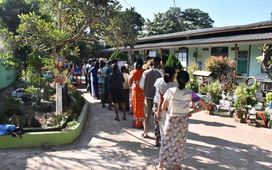 ပေဲါရုဲမာဲသကုတ် (၂) ဏံ ညးဒေသပွိုၚ်ဍုၚ်ရေဝ်တအ် ဖေက်လကိုတ်ဒၟံၚ် ဘဲပေဲါပၞာန်နွံ